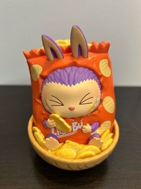 Pop Mart Labubu The Monsters Wacky Mart Series Chips Figure